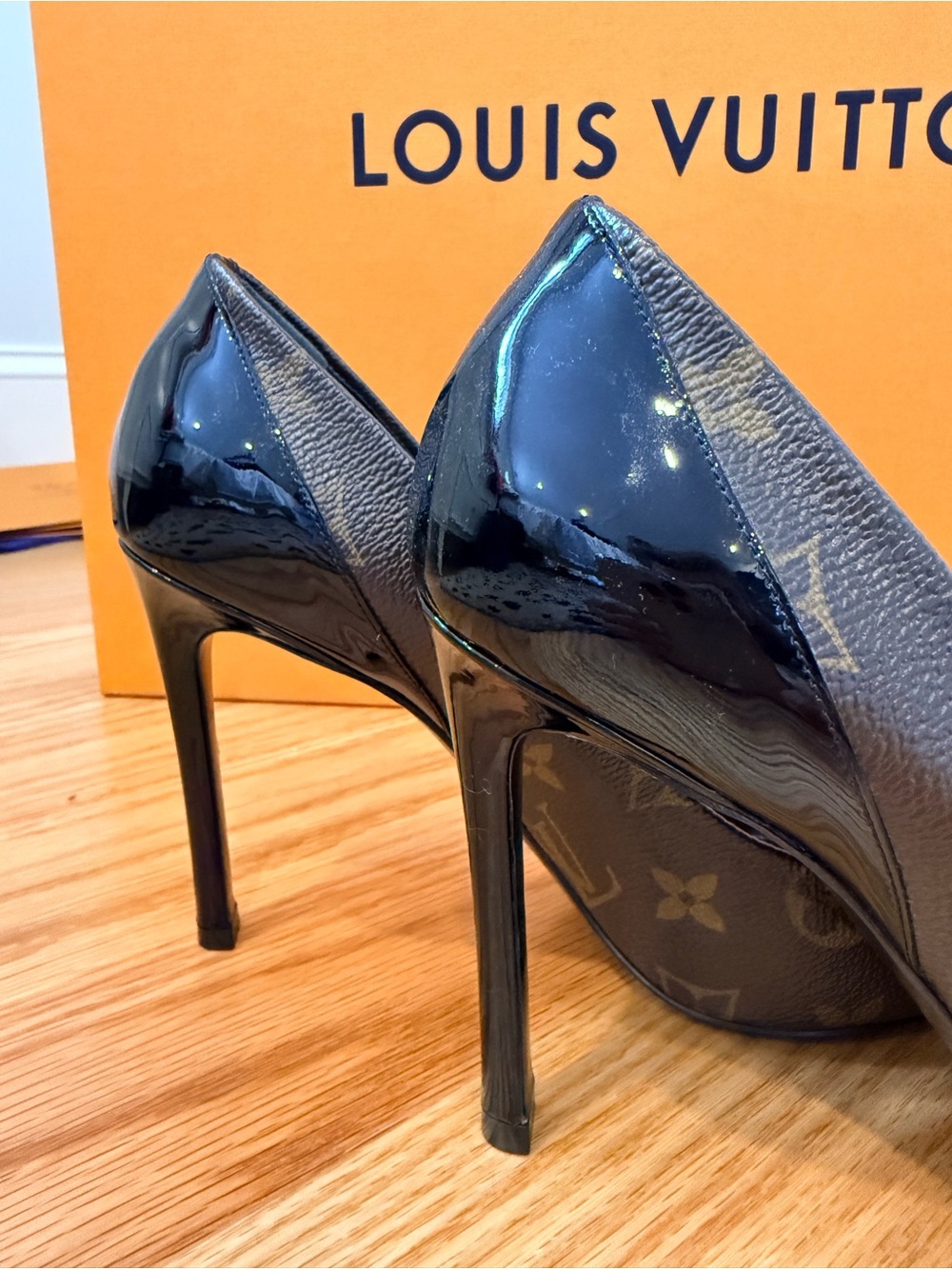 Louis Vuitton Cherie Monogram Brown Pointed Toe Stiletto Pumps - Picture 13 of 16
